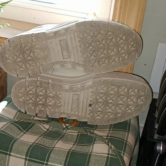 Nice! Women's 7.5 PUMA Mayze White & Blue Sneakers Shoes - Picture 6 of 7